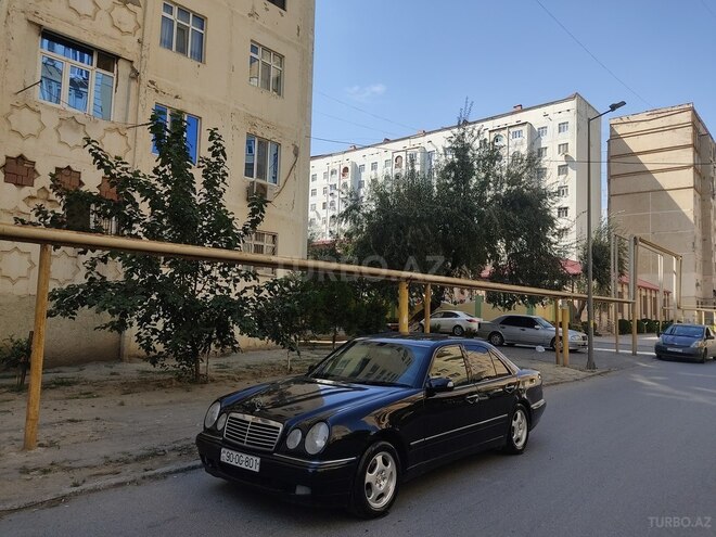 Mercedes E 320 1999, 247,365 km - 3.2 l - Bakı