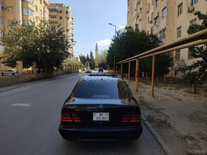 Mercedes E 320 1999, 247,365 km - 3.2 l - Bakı
