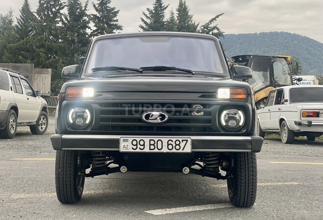 LADA (VAZ) Niva 2017, 62,000 km - 1.7 l - Zaqatala