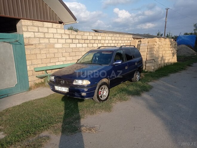 Opel Astra 1995, 312,286 km - 1.6 л - Qusar