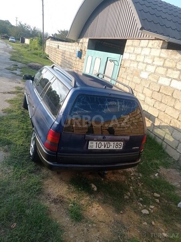 Opel Astra 1995, 312,286 km - 1.6 л - Qusar