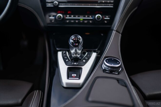 BMW M6 2014, 69,600 km - 4.4 l - Bakı