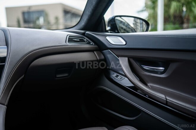 BMW M6 2014, 69,600 km - 4.4 l - Bakı