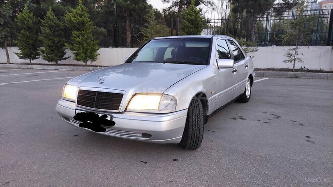 Mercedes C 180 1995, 267,000 km - 1.8 l - Quba
