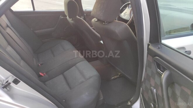 Mercedes C 180 1995, 267,000 km - 1.8 l - Quba