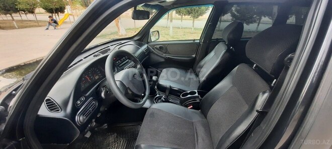 Chevrolet Niva 2010, 266,666 km - 1.7 л - Sumqayıt