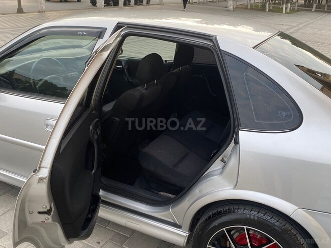 Opel Vectra 2001, 331,477 km - 1.6 l - Sumqayıt