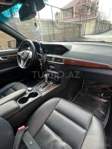 Mercedes C 250 2011, 137,000 km - 1.8 l - Bakı
