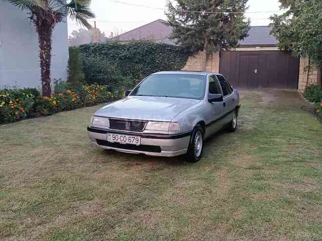 Opel Astra 1993, 404,000 km - 2.0 l - Zaqatala