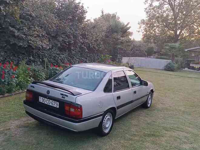 Opel Astra 1993, 404,000 km - 2.0 l - Zaqatala