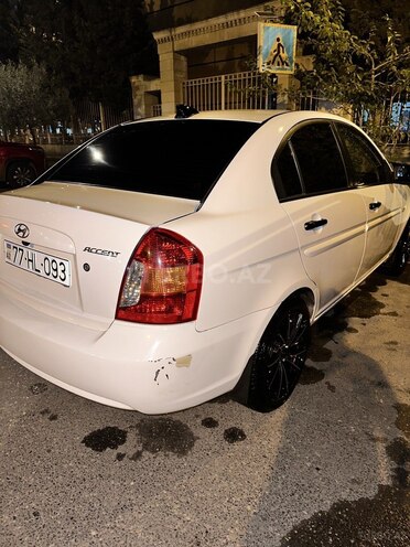 Hyundai Accent 2009, 293,845 km - 1.4 л - Bakı