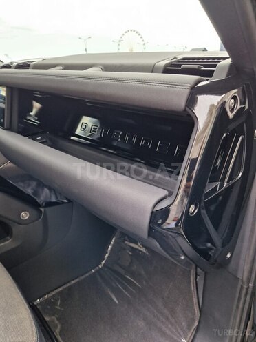 Land Rover Defender 2020, 23,000 km - 2.0 l - Bakı