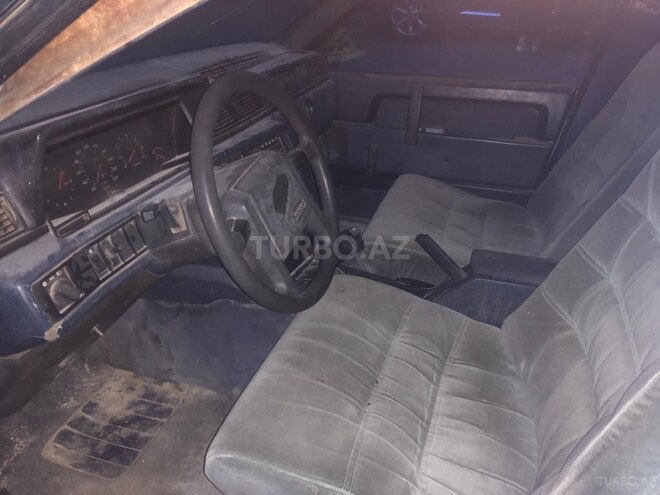 Volvo  1987, 12,450 km - 2.3 l - Sumqayıt