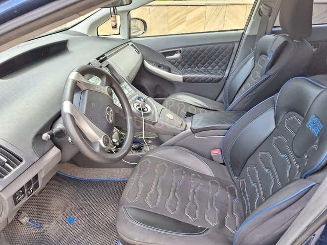 Toyota Prius 2011, 320,000 km - 1.8 l - Bakı