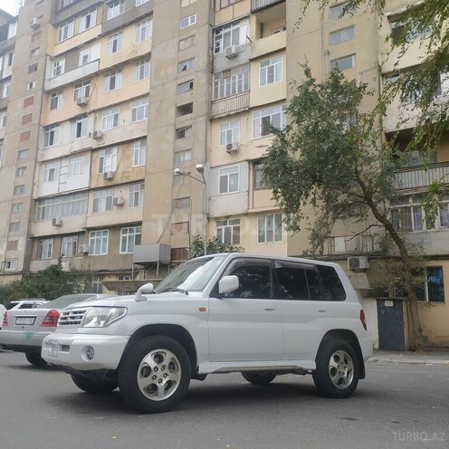 Mitsubishi Pajero io 2000, 166,000 km - 1.8 l - Bakı