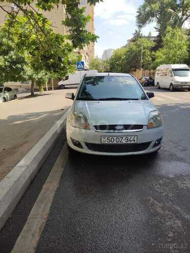 Ford Fiesta 2006, 266,500 km - 1.4 l - Bakı