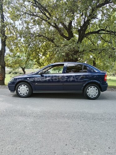 Opel Astra 2007, 287,000 km - 1.4 l - Şəki