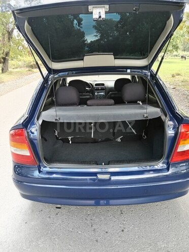 Opel Astra 2007, 287,000 km - 1.4 l - Şəki