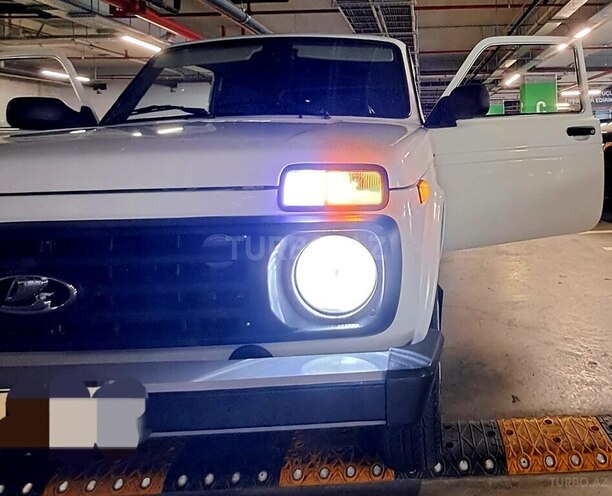 LADA (VAZ) Niva 2017, 80,000 km - 1.7 л - Bakı