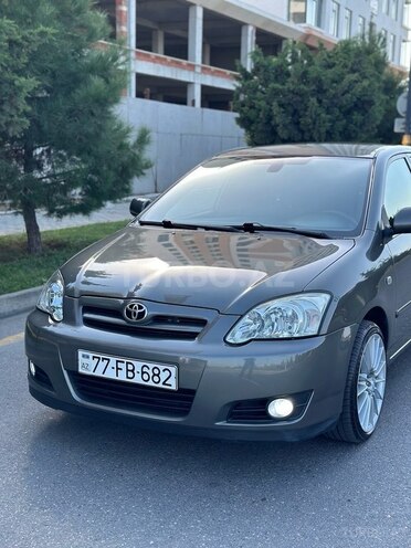 Toyota Corolla 2005, 279,000 km - 1.4 l - Bakı