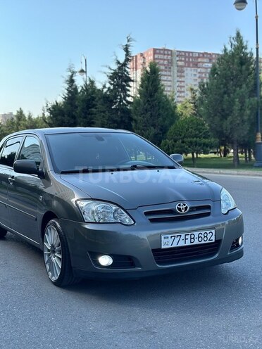 Toyota Corolla 2005, 279,000 km - 1.4 l - Bakı