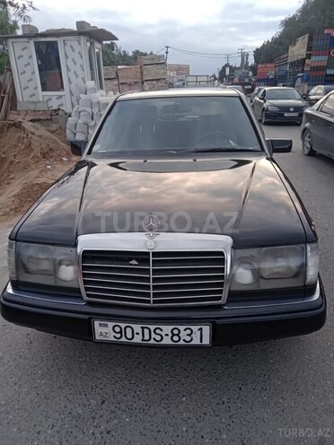Mercedes E 220 1993, 420,000 km - 2.2 л - Bakı