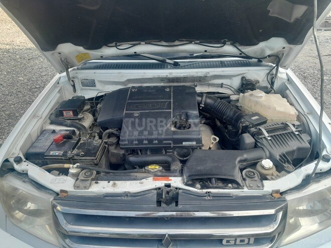 Mitsubishi Pajero io 2001, 272,685 km - 2.0 l - Xaçmaz