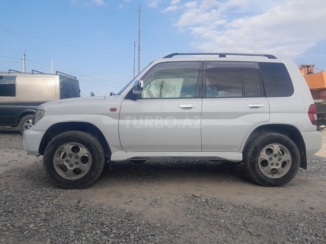 Mitsubishi Pajero io 2001, 272,685 km - 2.0 l - Xaçmaz