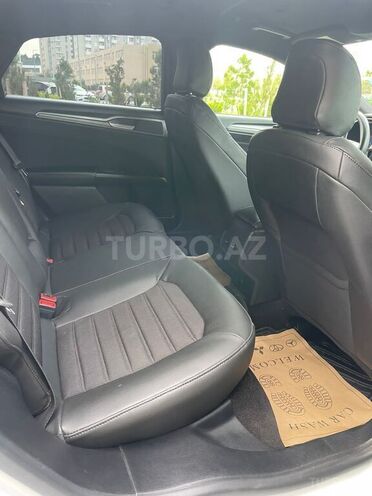 Ford Fusion 2020, 70,000 km - 2.0 l - Bakı