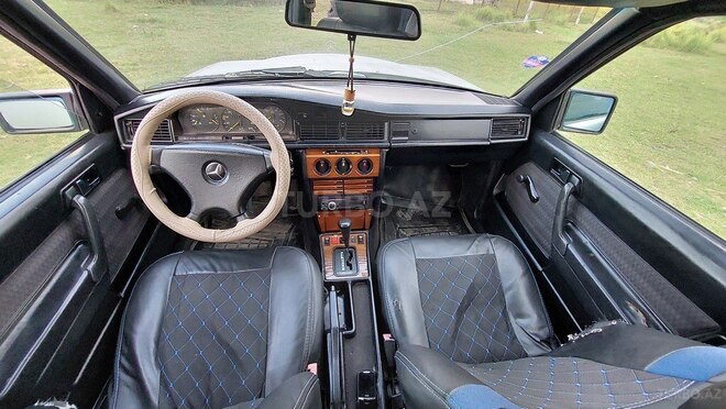 Mercedes 190 1990, 245,000 km - 2.5 l - Bərdə