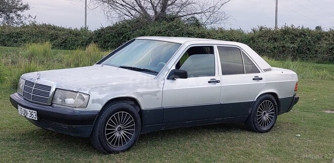 Mercedes 190 1990, 245,000 km - 2.5 l - Bərdə