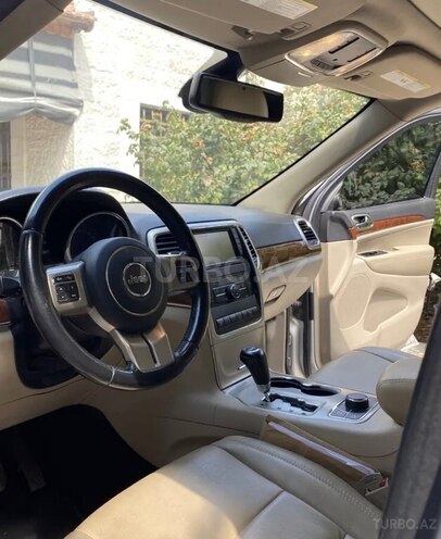 Jeep Grand Cherokee 2011, 264,000 km - 3.6 l - Bakı