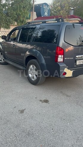 Nissan Pathfinder 2007, 368,000 km - 2.5 l - Bakı
