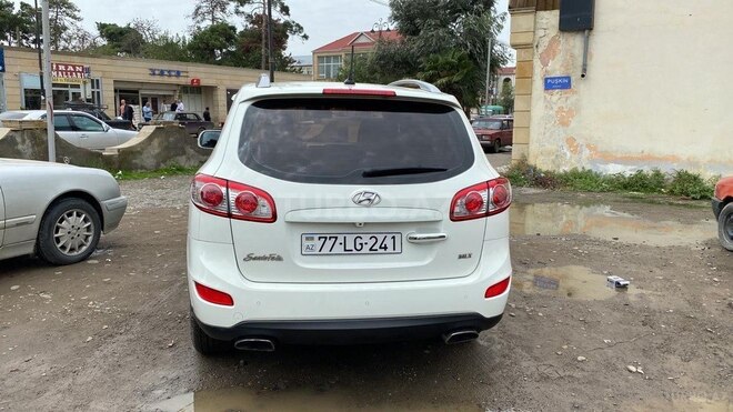 Hyundai Santa Fe 2010, 170,000 km - 2.0 l - Biləsuvar