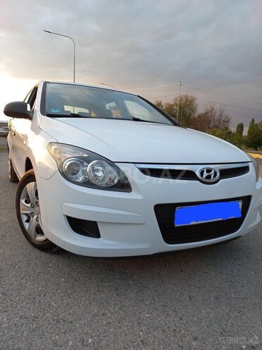 Hyundai i30 2009, 261,000 km - 1.4 l - Mingəçevir