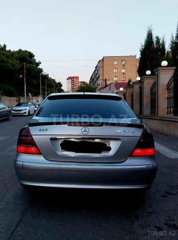 Mercedes E 220 2004, 491,000 km - 2.2 l - Bakı