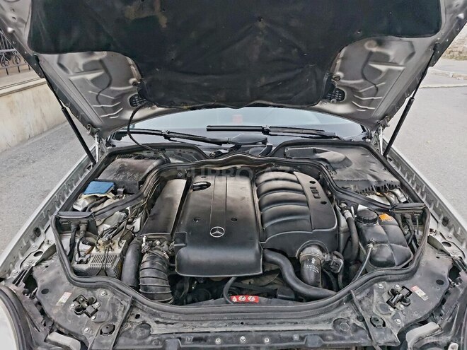 Mercedes E 220 2004, 491,000 km - 2.2 l - Bakı