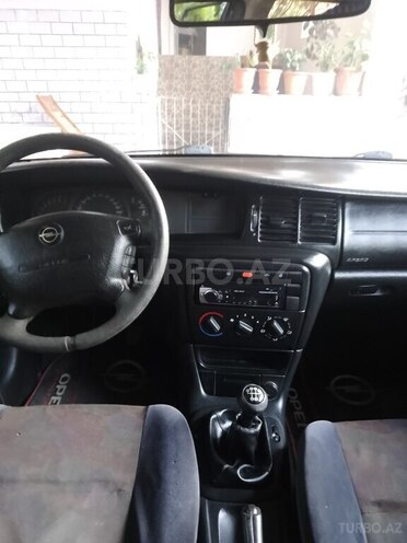 Opel Vectra 2000, 350,000 km - 1.8 л - Zərdab