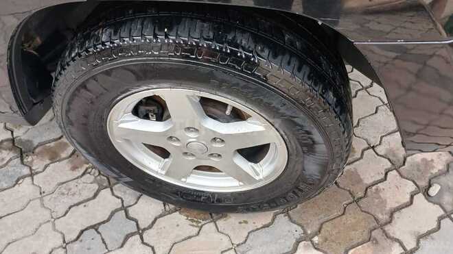 Jeep Grand Cherokee 2006, 381,000 km - 4.7 l - Gəncə