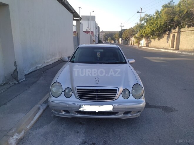 Mercedes E 240 2001, 338,000 km - 2.4 l - Bakı