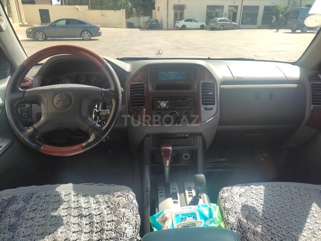 Mitsubishi Pajero 2005, 220,608 km - 3.0 l - Bakı