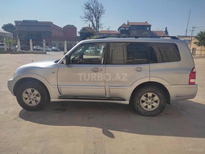 Mitsubishi Pajero 2005, 220,608 km - 3.0 l - Bakı