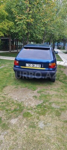 Opel Astra 1994, 200,000 km - 1.6 l - Şəki