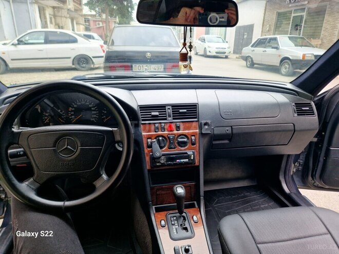 Mercedes C 180 1998, 300,000 km - 1.8 l - Xaçmaz