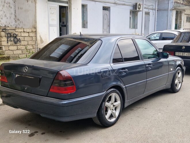 Mercedes C 180 1998, 300,000 km - 1.8 l - Xaçmaz