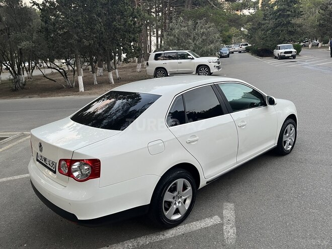Volkswagen Jetta 2007, 270,000 km - 1.6 l - Bakı
