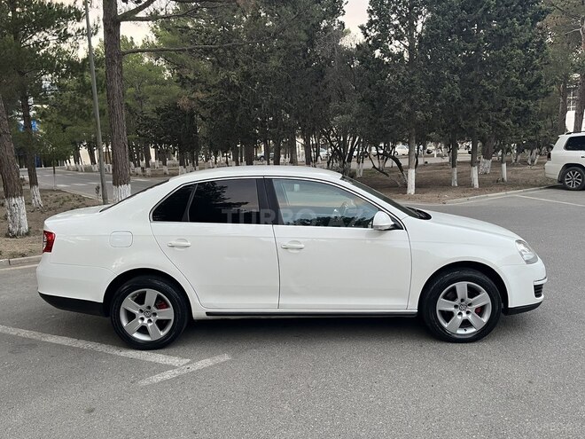 Volkswagen Jetta 2007, 270,000 km - 1.6 l - Bakı