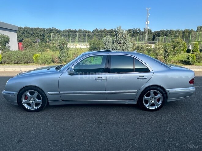 Mercedes E 320 2001, 398,520 km - 3.2 л - Bakı