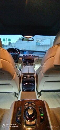 BMW 750 2010, 173,000 km - 4.4 л - Bakı