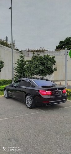 BMW 750 2010, 173,000 km - 4.4 л - Bakı
